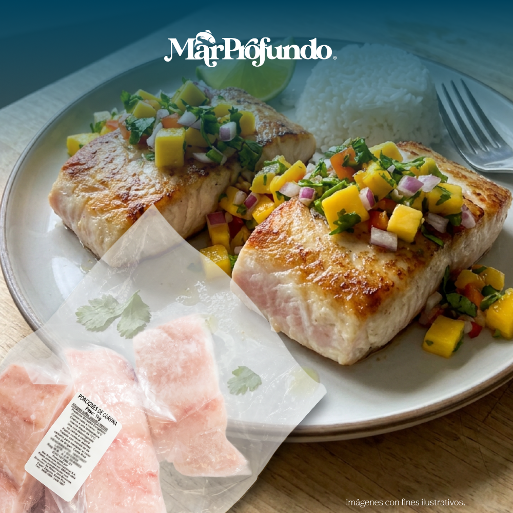 Porciones de corvina reina Mar Profundo preparadas a la plancha con pico de gallo de mango